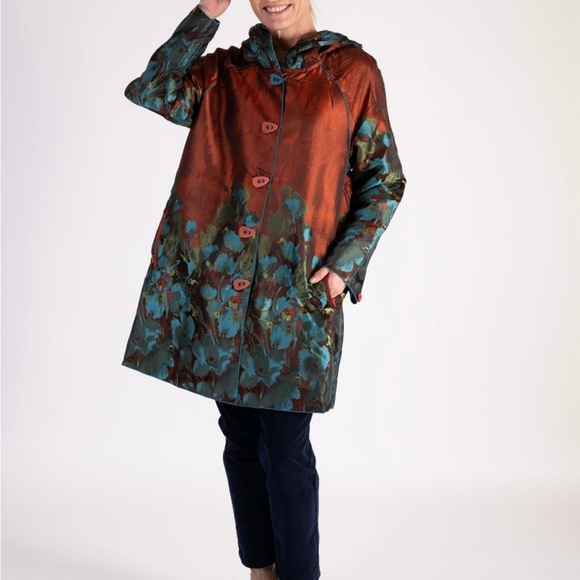 Reversible Parisian Hooded Rain Coat - Picture 1 of 15